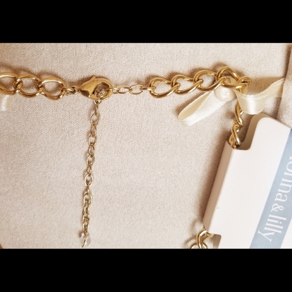 lonna & lilly Jewelry Lonna Lilly Gold Necklace With Pink Flowers